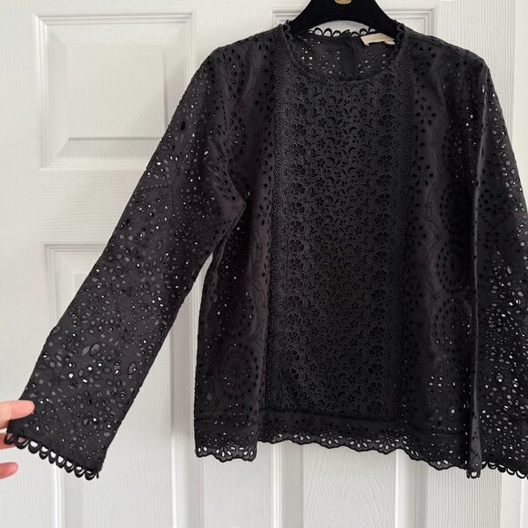 Vanessa Bruno Eyelet Lace Top in Black, size 34. Fits like a size XS - Picture 4 of 9